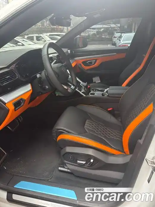 Lamborghini Urus 2024 4.0 гидро в Москве № 246810, фото 5