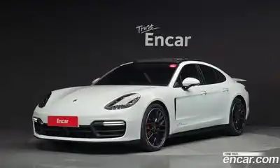 Porsche Panamera, 2019