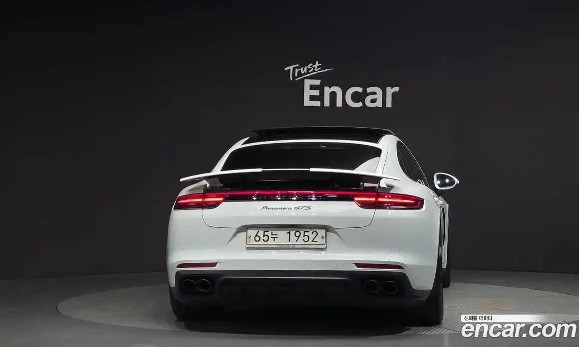 Porsche Panamera 2019 4.0 гидро в Москве № 251926, фото 4