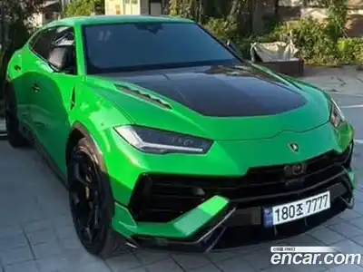 Lamborghini Urus, 2024