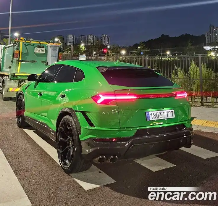 Lamborghini Urus 2024 4.0 гидро в Москве № 256302, фото 4