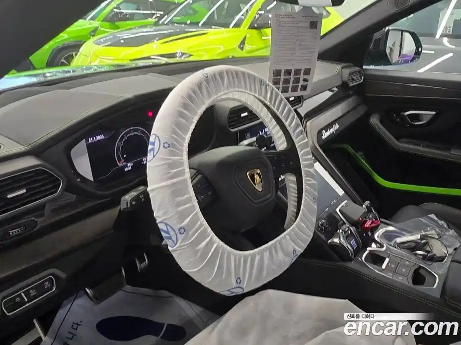 Lamborghini Urus 2024 4.0 гидро в Москве № 256302, фото 8