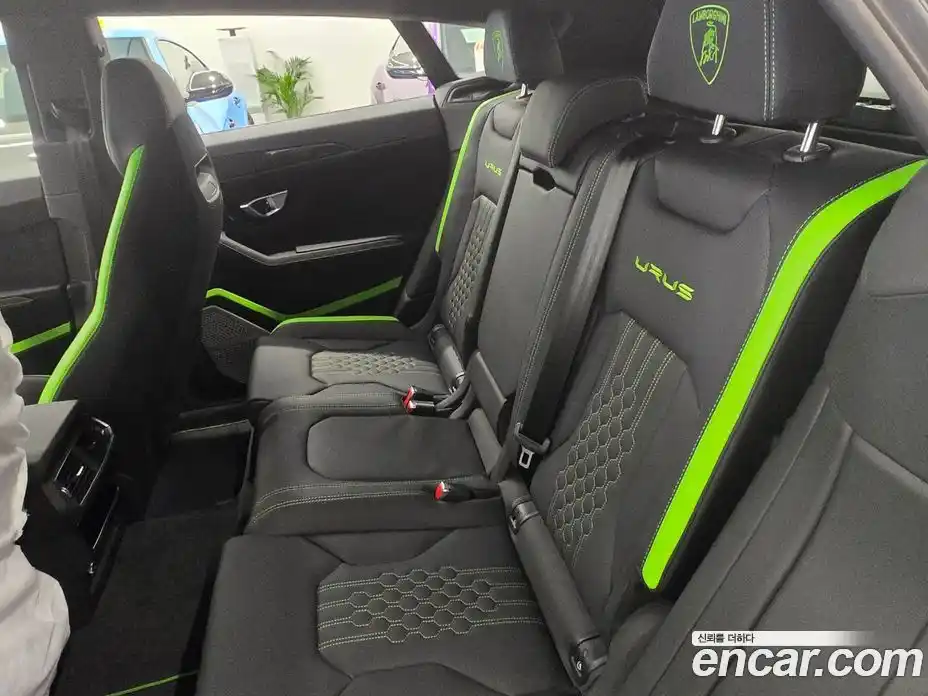 Lamborghini Urus 2024 4.0 гидро в Москве № 256302, фото 10