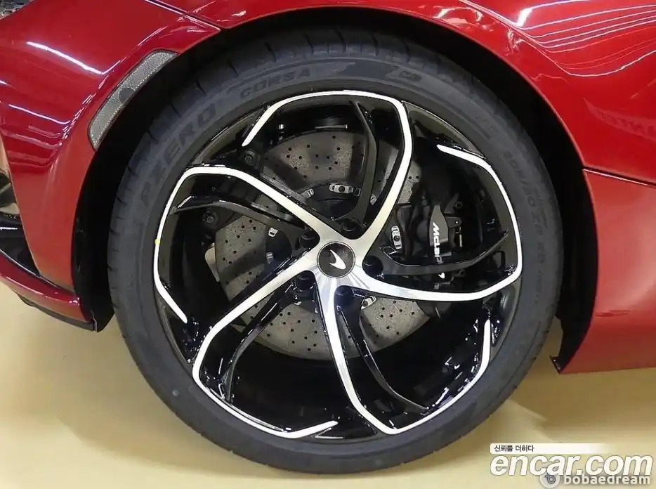 McLaren 750S 2024 4.0 гидро в Москве № 256896, фото 12