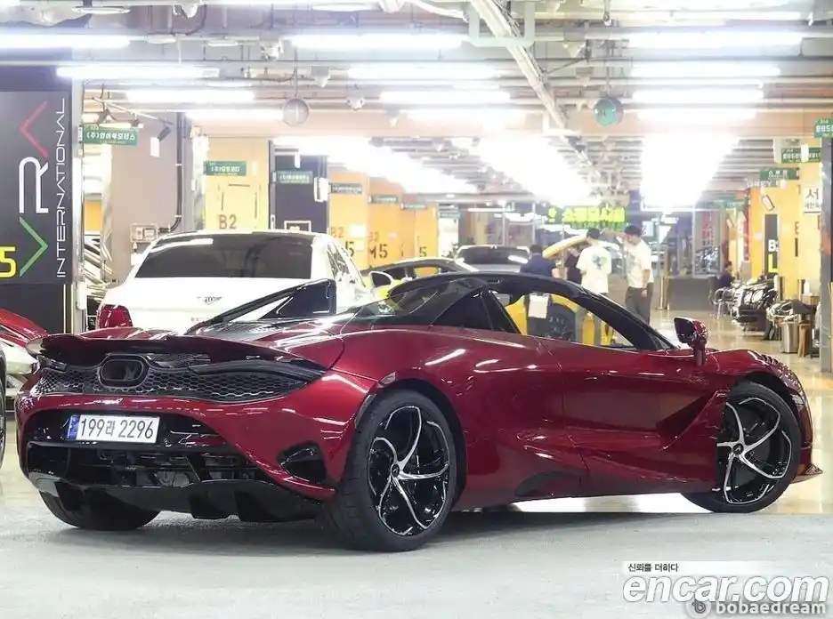 McLaren 750S 2024 4.0 гидро в Москве № 256896, фото 5