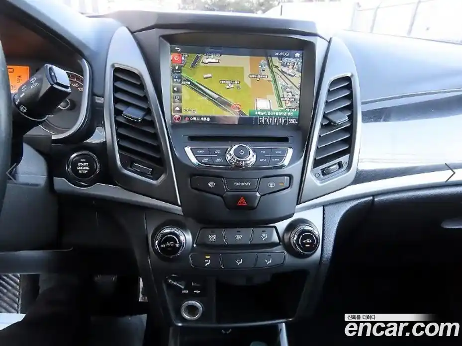 SsangYong Korando 2017 2.2 Автомат в Москве № 261432, фото 13