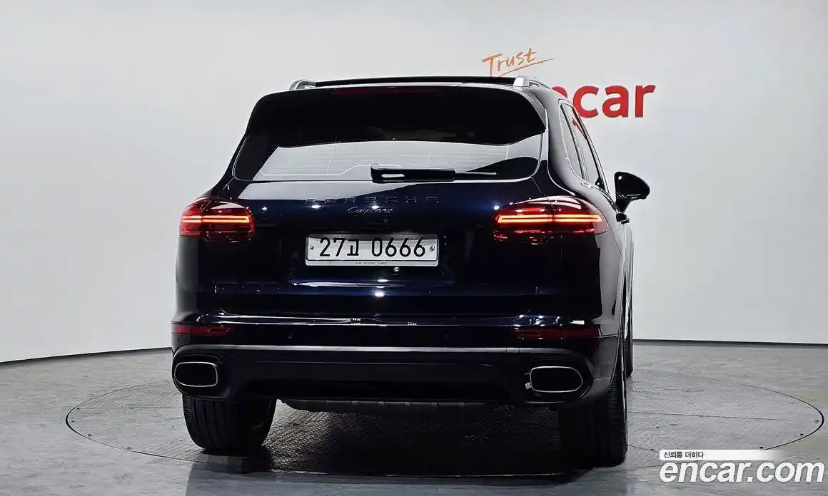 Porsche Cayenne 2016 3.0 гидро в Москве № 270638, фото 4