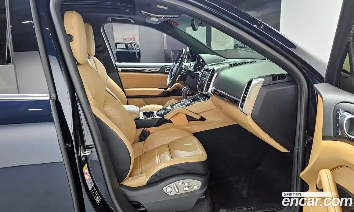 Porsche Cayenne 2016 3.0 гидро в Москве № 270638, фото 10