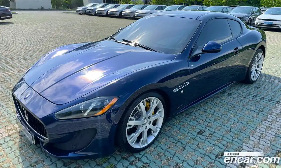 Maserati GranTurismo 2013 4.7 гидро в Москве № 282939, фото 4