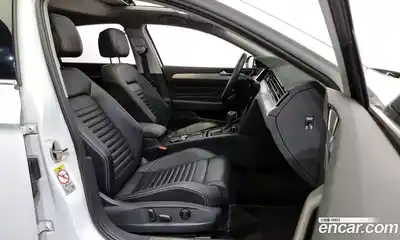 Volkswagen Passat 2021 2.0 гидро в Москве № 296303, миниатюра 11