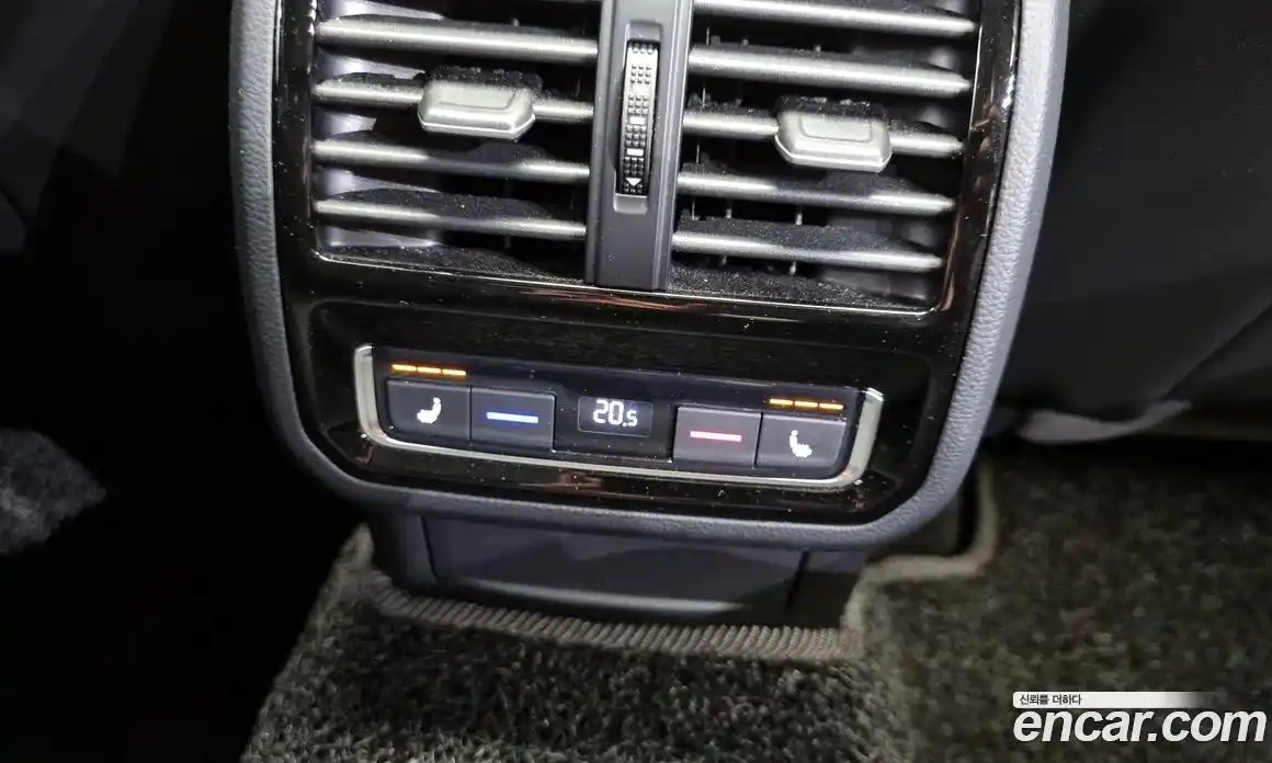 Volkswagen Passat 2021 2.0 гидро в Москве № 296303, фото 19