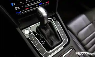 Volkswagen Passat 2021 2.0 гидро в Москве № 296303, миниатюра 9
