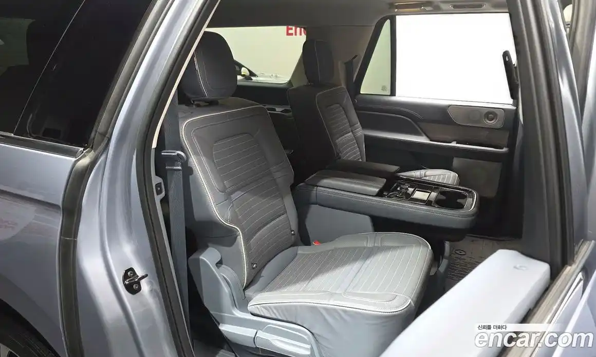 Lincoln Navigator 2021 3.5 гидро в Москве № 304224, фото 11