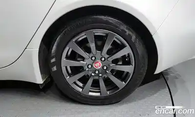 Jaguar XE 2016 2.0 гидро в Москве № 304959, миниатюра 5