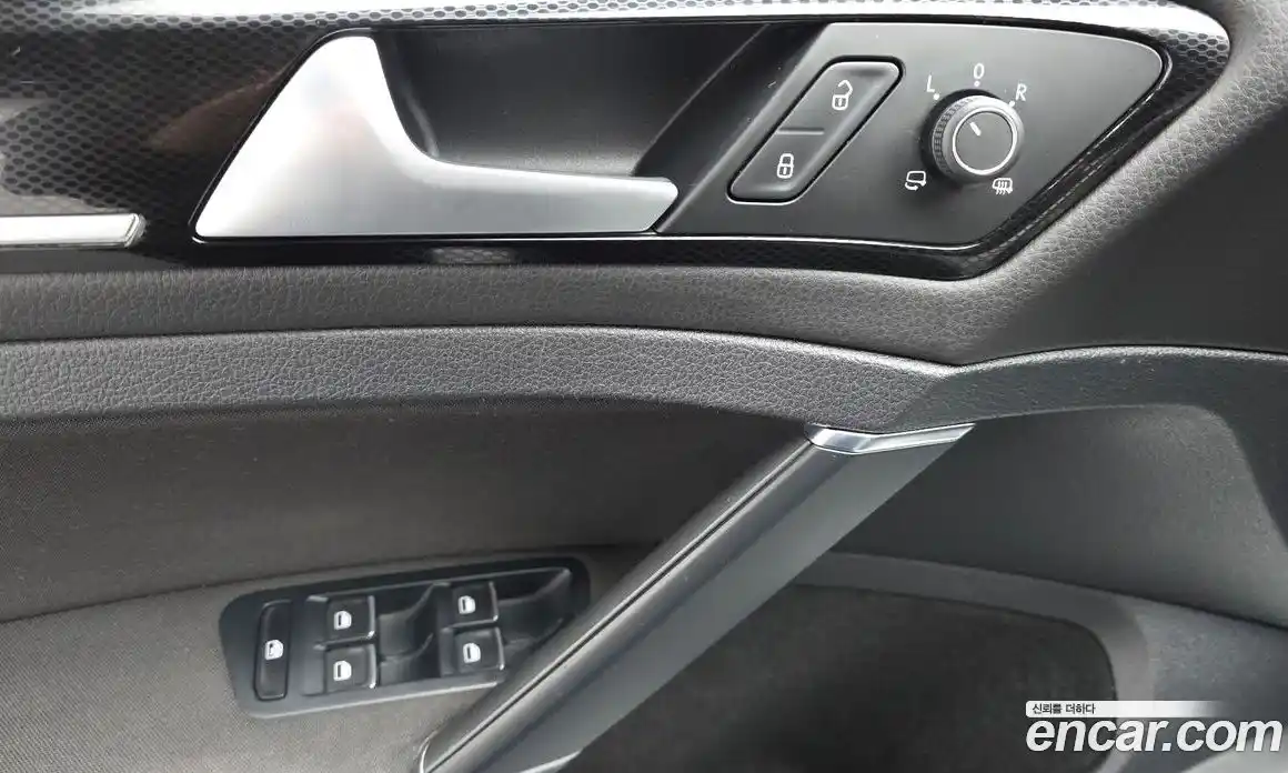 Volkswagen Golf 2015 2.0 гидро в Москве № 358165, фото 16