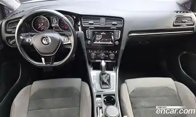 Volkswagen Golf 2015 2.0 гидро в Москве № 358165, миниатюра 7
