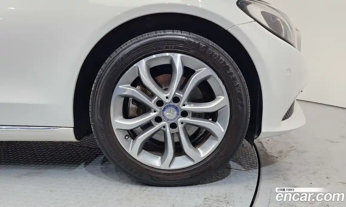 Mercedes-Benz C-Class 2015 2.0 гидро в Москве № 372141, фото 5