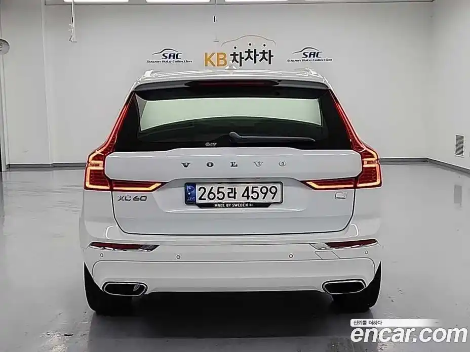 Volvo XC60 2021 2.0 гидро в Москве № 373843, фото 3