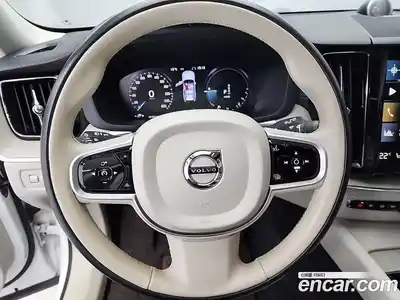 Volvo XC60 2021 2.0 гидро в Москве № 373843, миниатюра 9