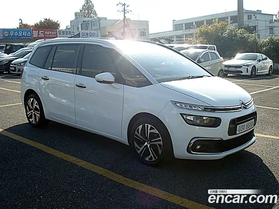 Citroen C4 Picasso 2017 1.6 гидро в Москве № 380749, фото 3