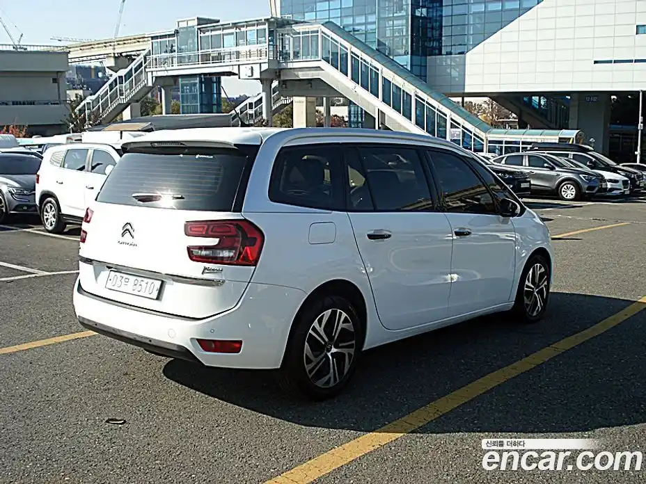 Citroen C4 Picasso 2017 1.6 гидро в Москве № 380749, фото 4