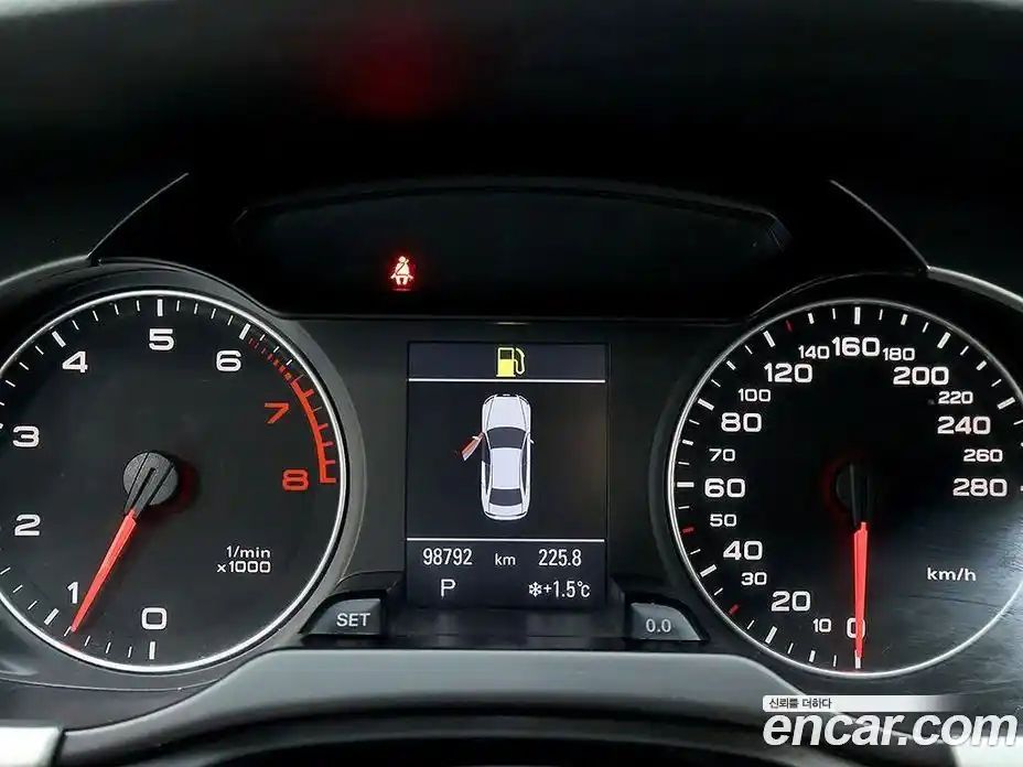 Audi A4 2010 2.0 гидро в Москве № 391871, фото 6