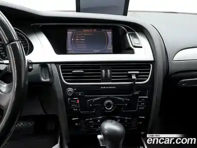 Audi A4 2010 2.0 гидро в Москве № 391871, миниатюра 9