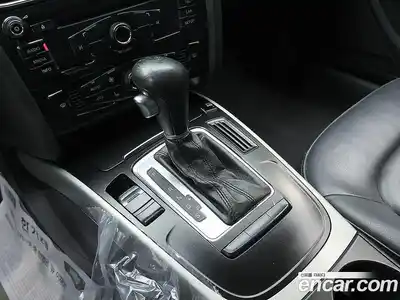 Audi A4 2010 2.0 гидро в Москве № 391871, миниатюра 10
