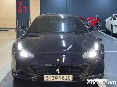 Ferrari GTC4 Lusso, 2018