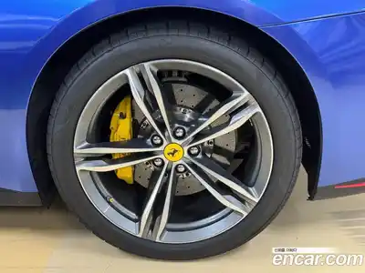 Ferrari GTC4 Lusso 2018 6.3 гидро в Москве № 443061, миниатюра 12