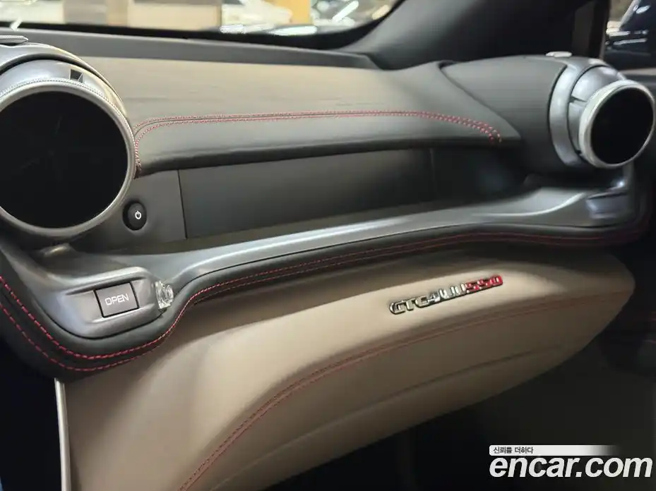 Ferrari GTC4 Lusso 2018 6.3 гидро в Москве № 443061, фото 19