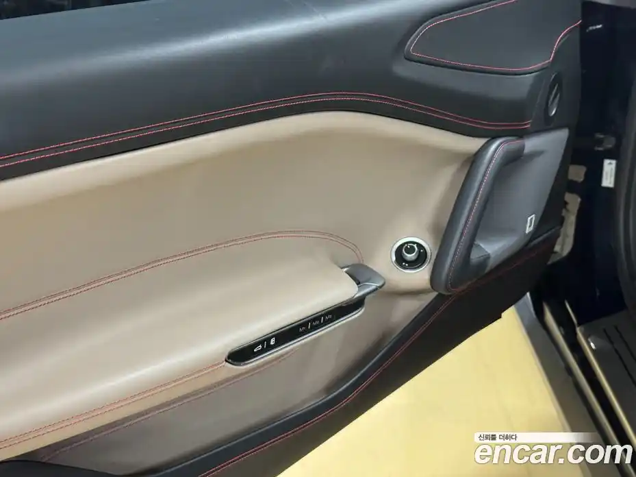 Ferrari GTC4 Lusso 2018 6.3 гидро в Москве № 443061, фото 8