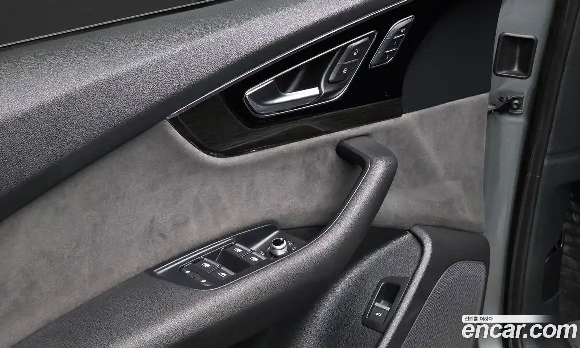 Audi Q7 2016 3.0 гидро в Москве № 497524, фото 17