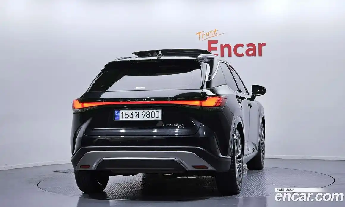 Lexus RX 2023 2.5 гидро в Москве № 499628, фото 4