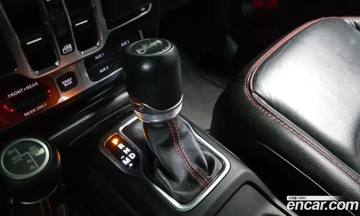 Jeep Wrangler 2019 2.0 гидро в Москве № 535109, фото 9