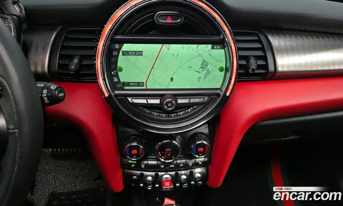 Mini Cooper 2019 2.0 гидро в Москве № 546375, фото 14