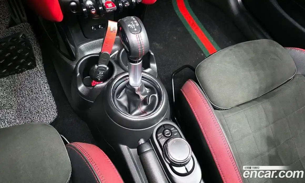 Mini Cooper 2019 2.0 гидро в Москве № 546375, фото 9