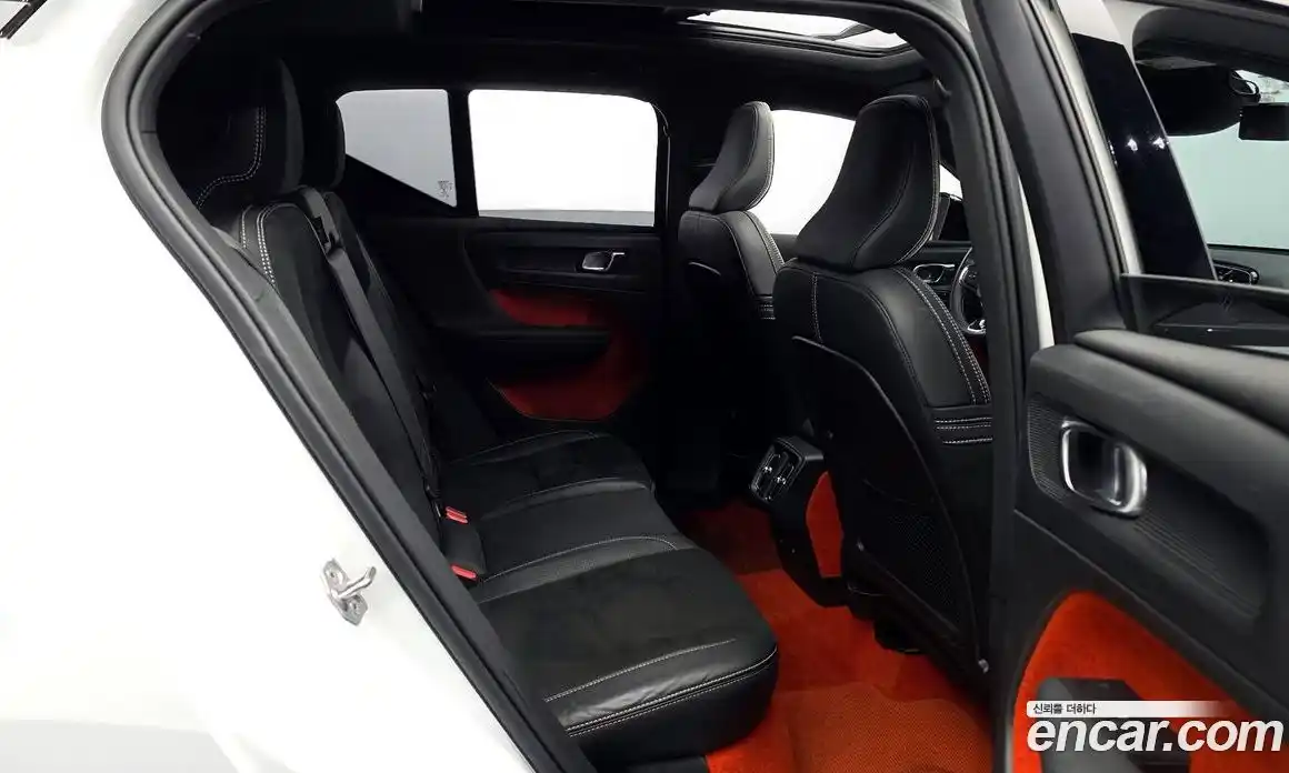 Volvo XC40 2020 2.0 гидро в Москве № 593661, фото 12