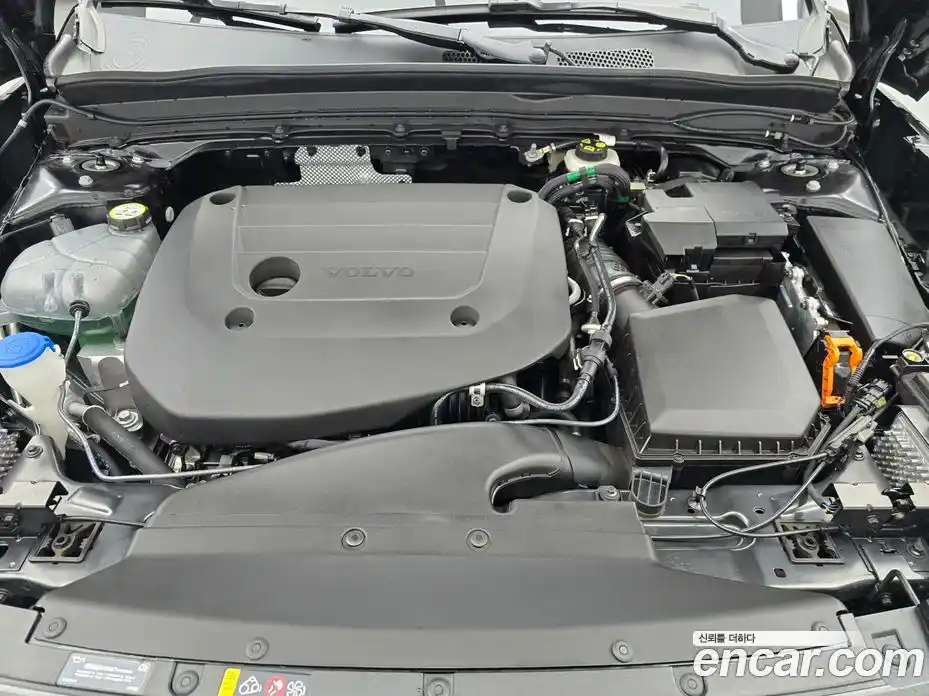 Volvo XC40 2024 2.0 гидро в Москве № 593820, фото 6