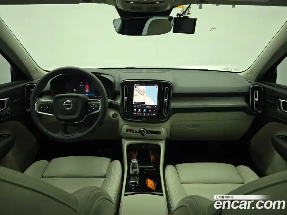 Volvo XC40 2024 2.0 гидро в Москве № 593820, фото 7