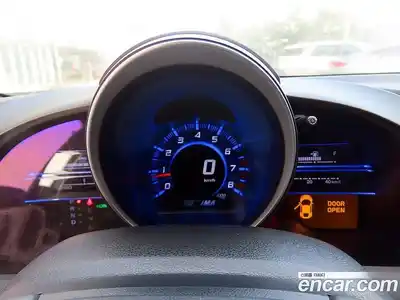 Honda CR-Z 2011 1.5 гидро в Москве № 652753, миниатюра 9
