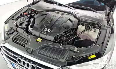 Audi A8 2021 4.0 гидро в Москве, миниатюра 6