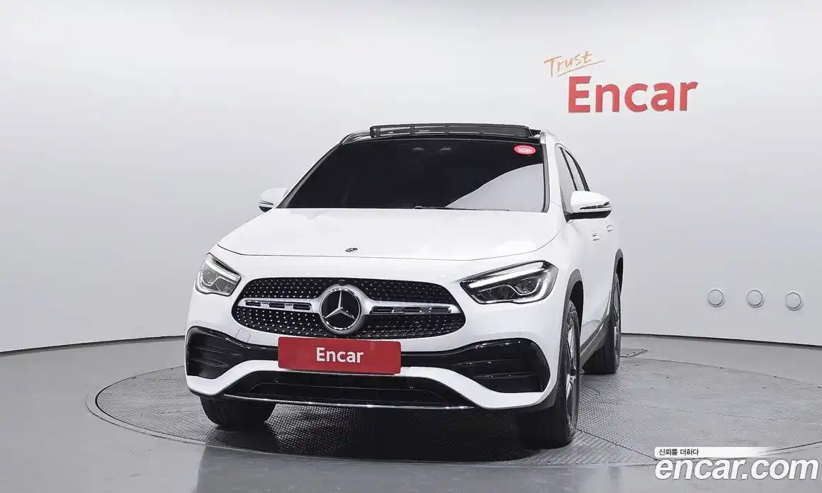 Mercedes-Benz GLA-Class 2023 2.0 гидро в Москве, фото 3