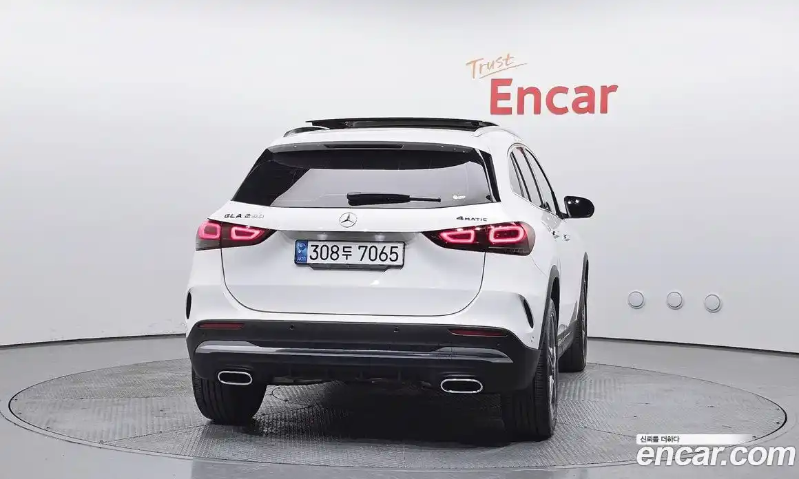 Mercedes-Benz GLA-Class 2023 2.0 гидро в Москве, фото 4