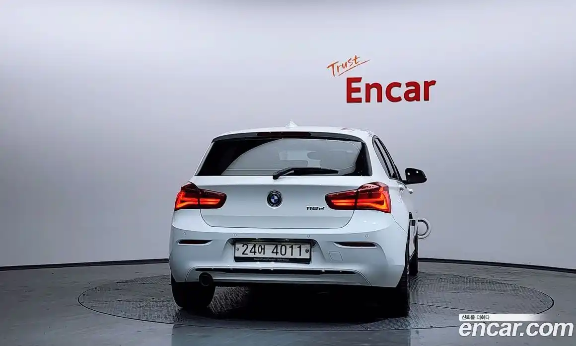 BMW 1-Series 2017 2.0 гидро в Москве № 821383, фото 3