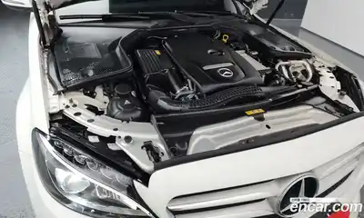 Mercedes-Benz C-Class 2017 2.0 гидро в Москве № 822368, миниатюра 6