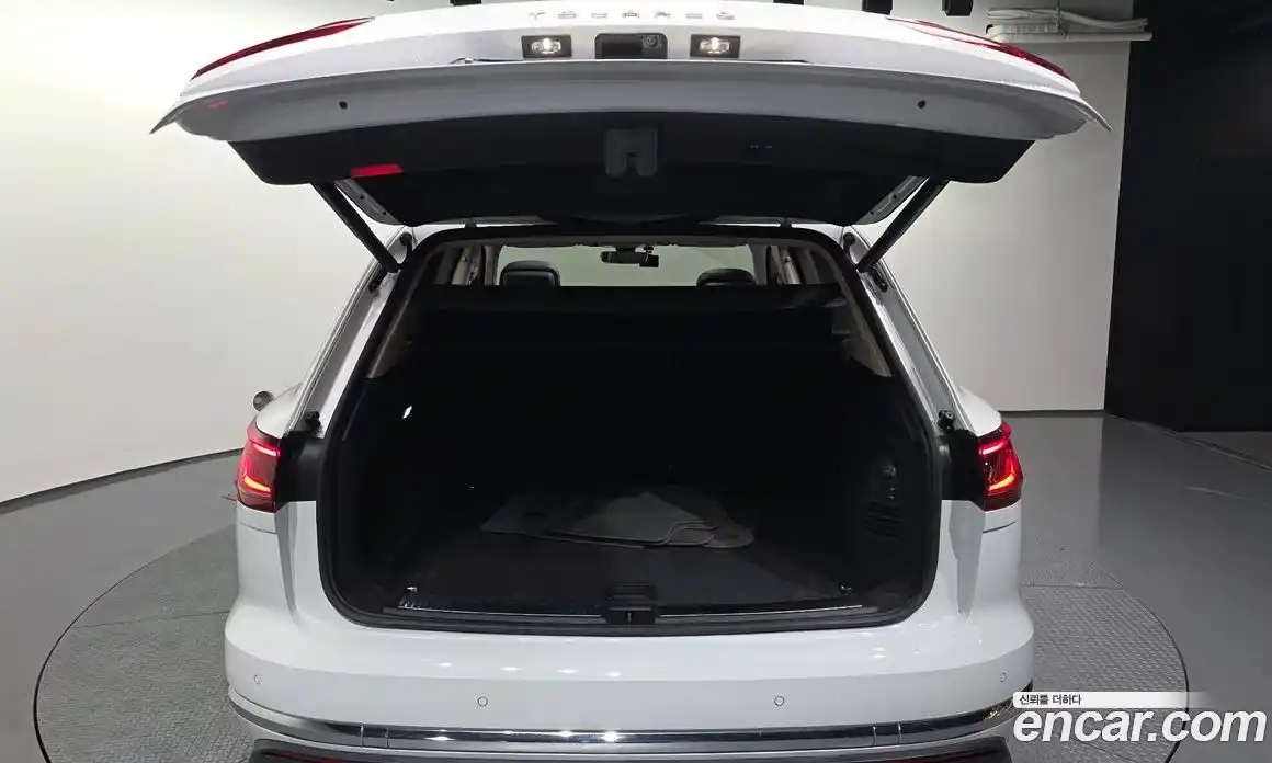 Volkswagen Touareg 2023 3.0 гидро в Москве № 826029, фото 20