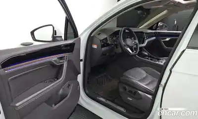 Volkswagen Touareg 2023 3.0 гидро в Москве № 826029, миниатюра 10
