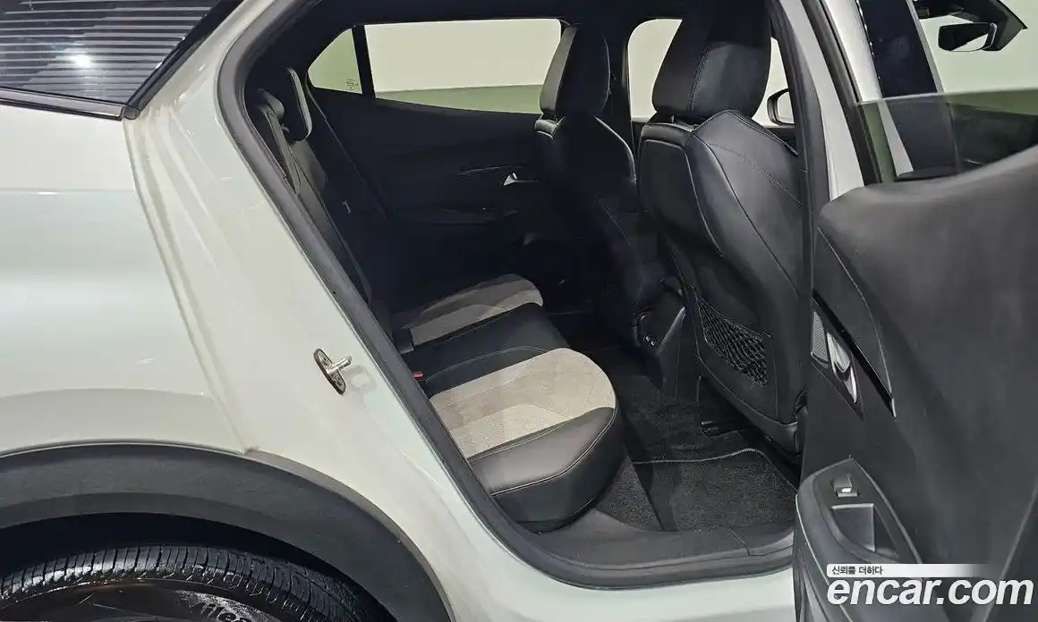 Peugeot 2008 2021 0.1 гидро в Москве № 827494, фото 12