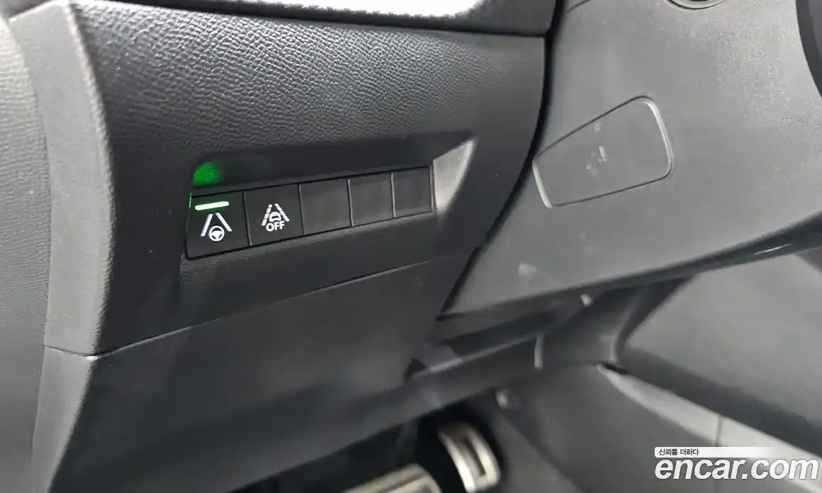 Peugeot 2008 2021 0.1 гидро в Москве № 827494, фото 15